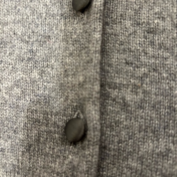 Cashmere sweather set,Grey,Large, NWOT,smoke/pet free home. - Picture 7 of 8